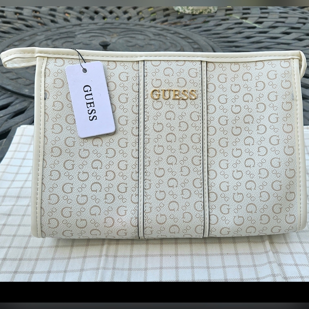 GUESS Multiuse Bag - Makeup, Travel, Storage, Etc. - NWT